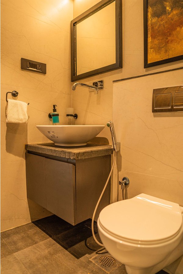 Image Title Goes Here